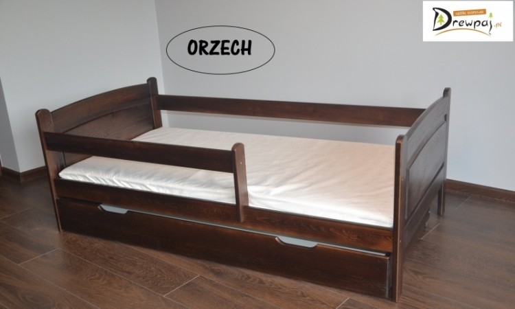 DREWPAJ - KRZYŚ Łóżko sosnowe - orzech