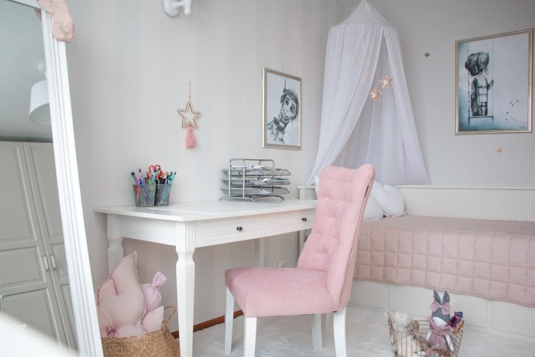 BELLAMY - Ines Biurko